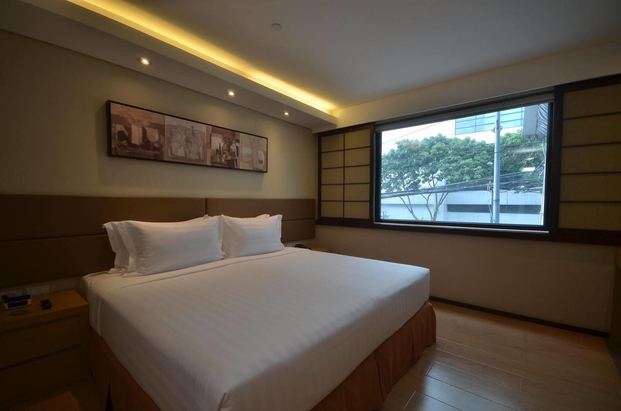 Jinjiang Inn - Makati Makati City Zewnętrze zdjęcie